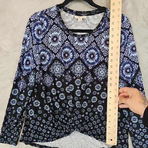 Style & Co Twist Front Top Womens Size PM Black Blue Floral Rayon Stretch Knit - Picture 5 of 7